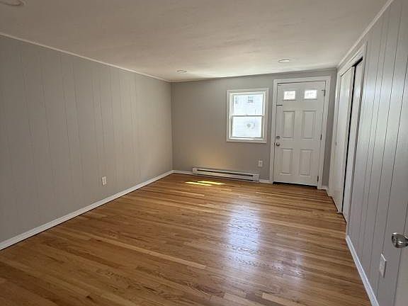 3rd image of 343 Snell St