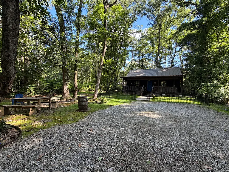 50 Indian Creek Rd — Photo 2
