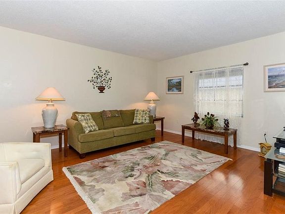4th image of 5932 Driftwood Ave
