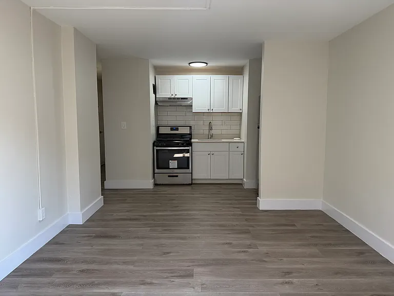 111 Washington St #5E — Photo 1