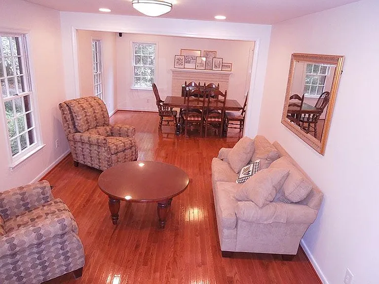 Living Room / Dining Room