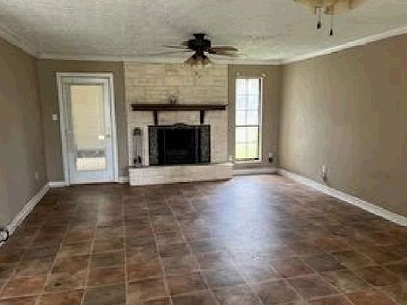 Additional Living Room