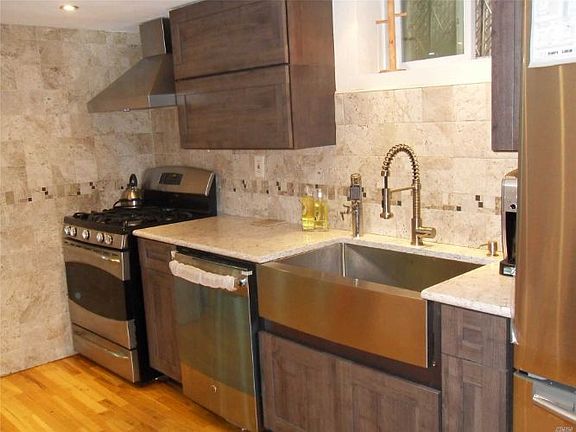 4th image of 115-34 142nd St