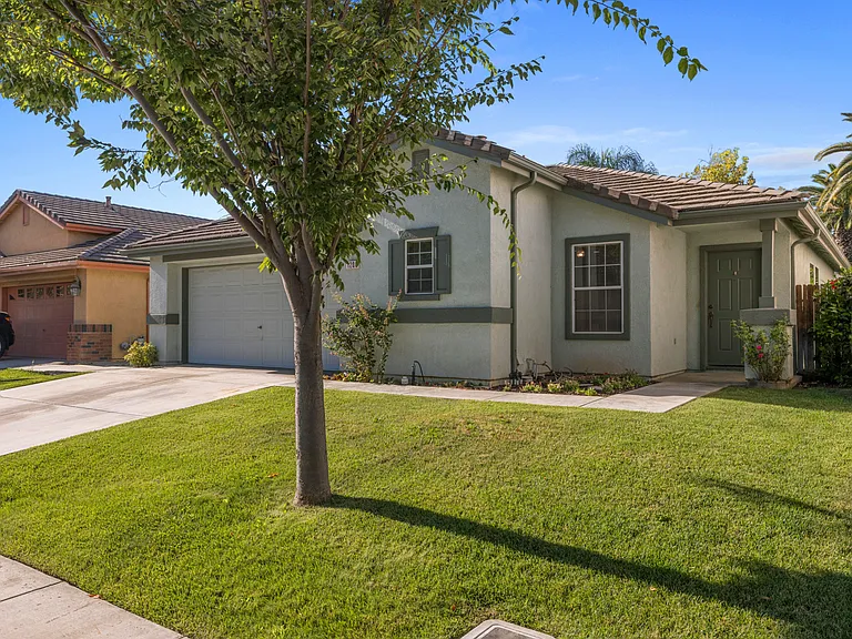 1206 Yellowhammer Dr — Photo 3