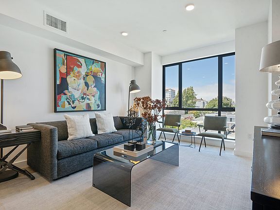 2nd image of 3620 Cesar Chavez #402