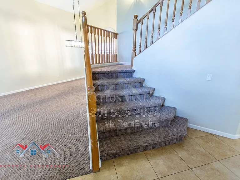 1231 N Layman St — Photo 32