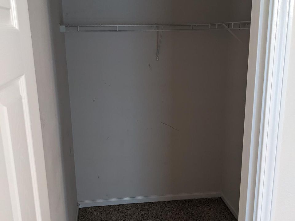 1st image of 11170 Castlemain Cir W