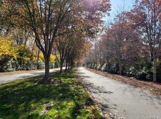 2 Halley Ct, Nesconset, NY 11767