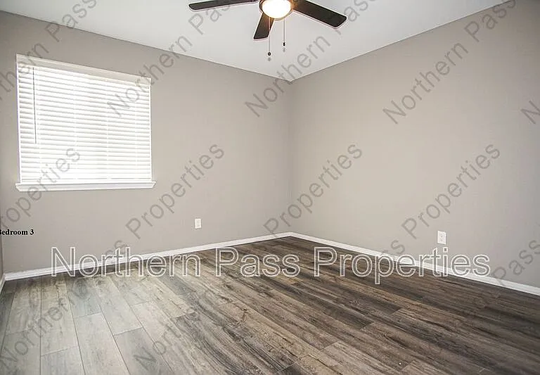 1077 Indigo Sky St — Photo 29