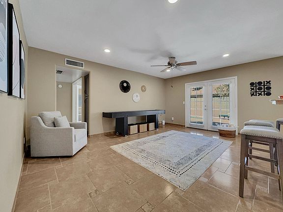 2nd image of 4408 W Yorkshire Dr #Id1247582p