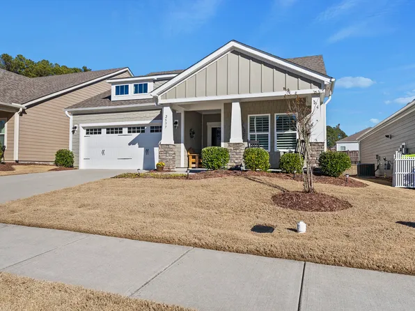 2537 Finkle Grant Dr, New Hill, NC 27562