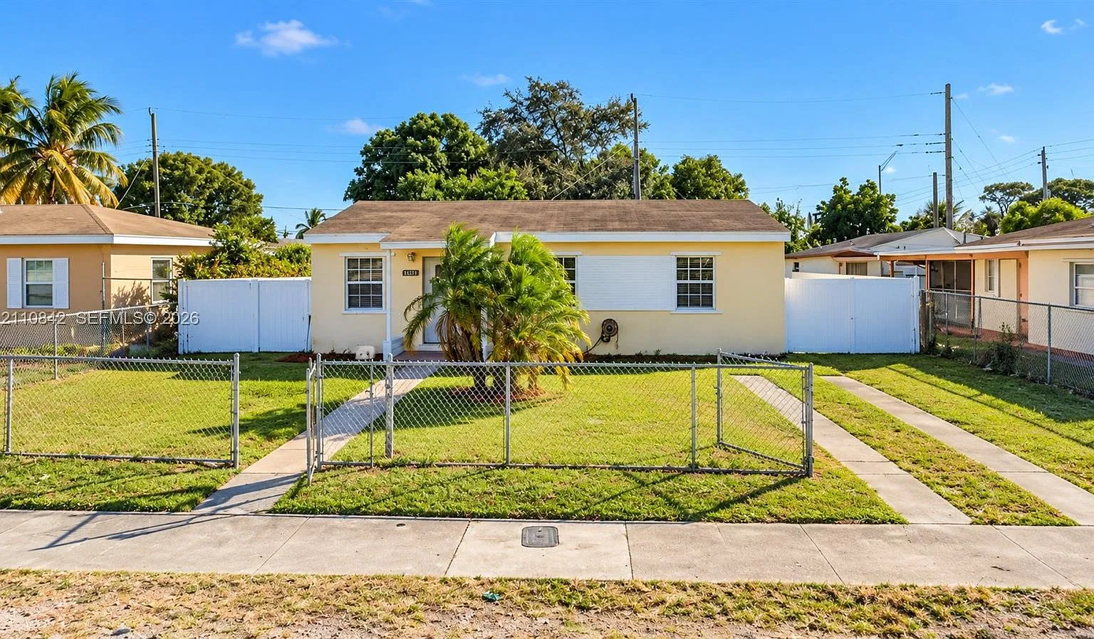 Guava Groves Estates — Photo 1