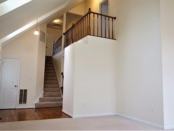 2nd image of 2948 Emerald Chase Dr