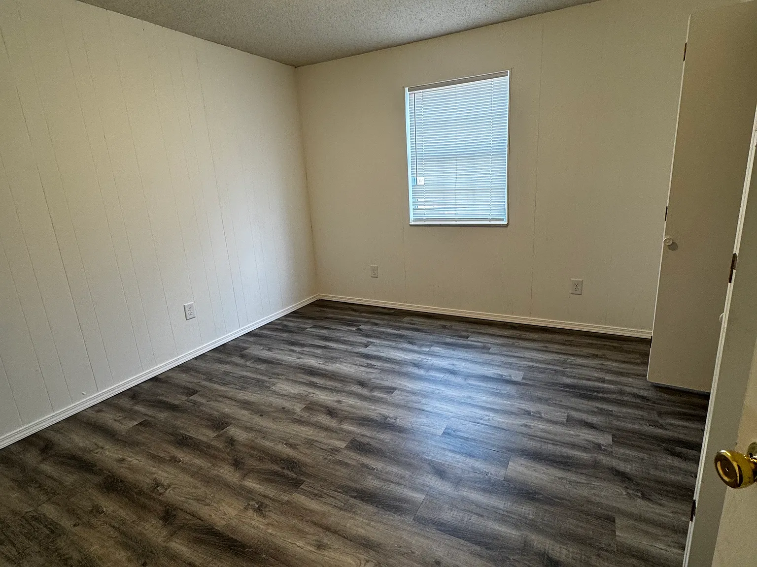 2 bed, $795 — Photo 4