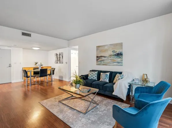 425 W Beech St Unit 308, San Diego, CA 92101