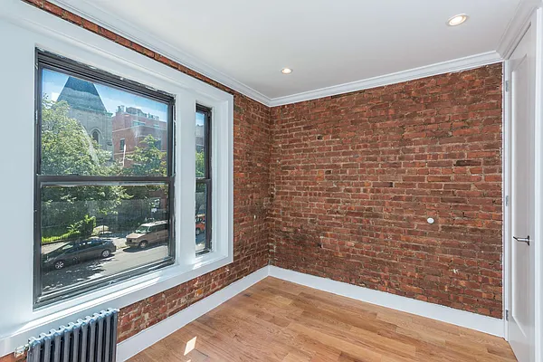 Rented by Nooklyn NYC LLC | media 16