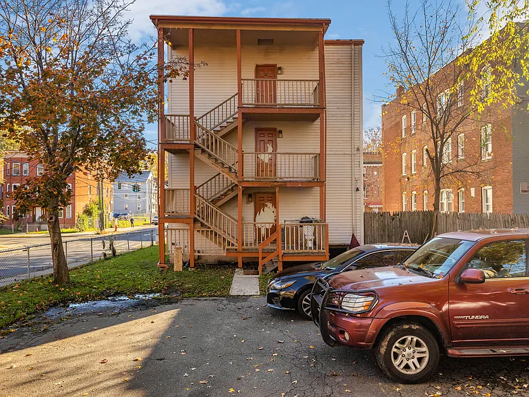 403 Garden St #2 — Photo 15