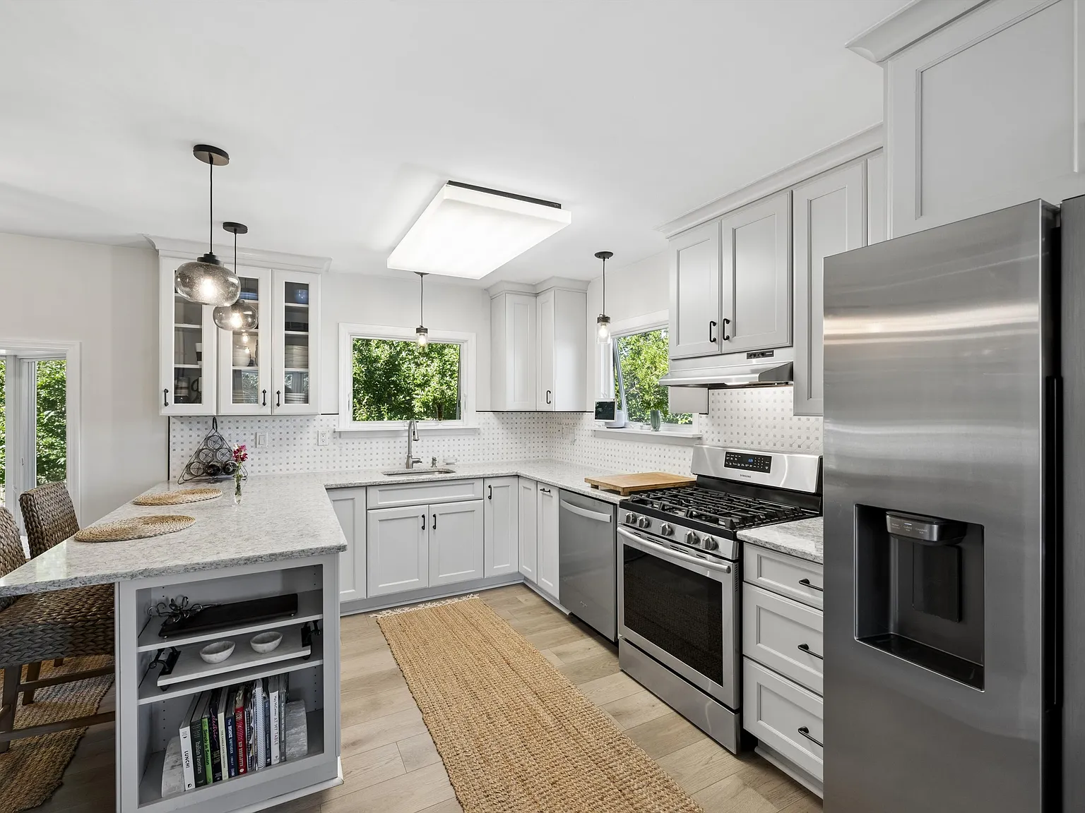 Montauk Beach House With Pool- Ocean Views — Photo 4