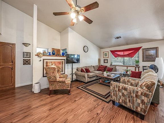 2nd image of 1236 Campus Dr