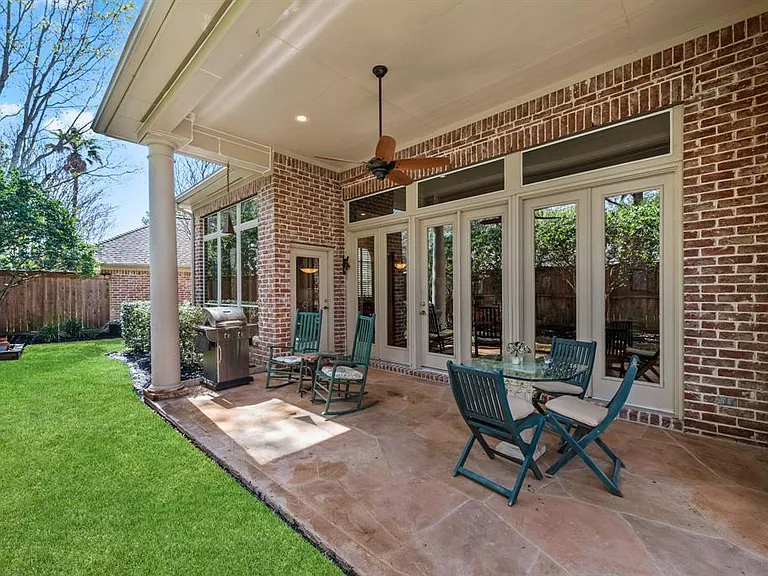24106 Laureumont Ct — Photo 26