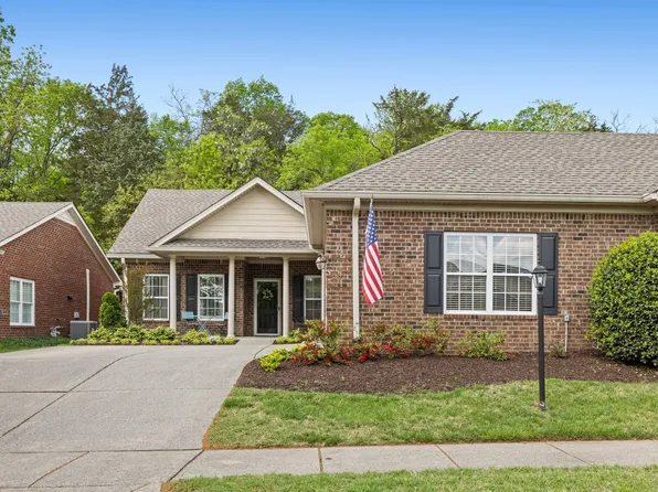 252 Wrennewood Ln, Franklin, TN 37064