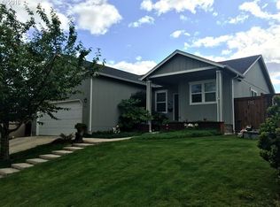 581 Callahan Dr, Roseburg, OR 97471
