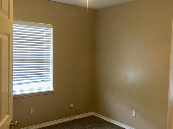 5th image of 1412 Winchester Dr