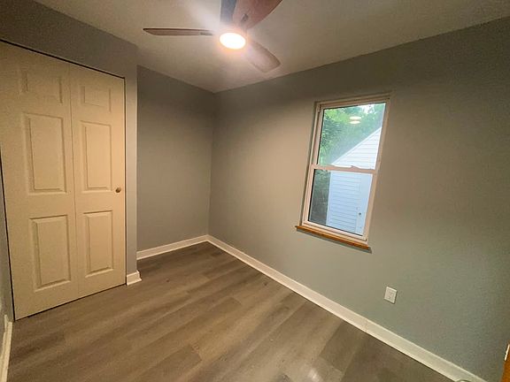 2nd image of 264 N Wall St