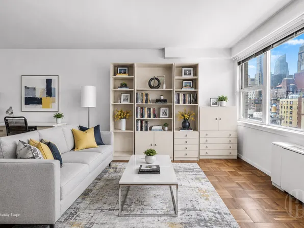 155 East 34th Street image 1 of 11