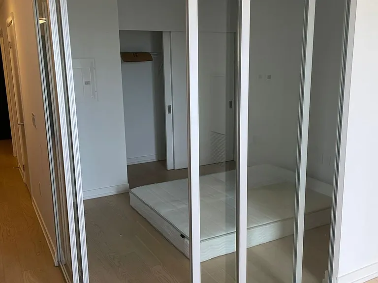 15 Wellington St S #703 — Photo 12