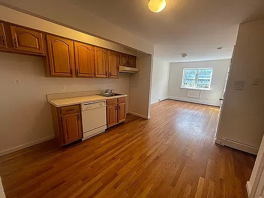 3rd image of 28-18 41st St #A