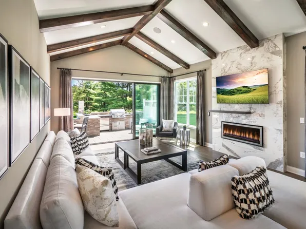 82 Ingalls Village Way, Boxford, MA 01921