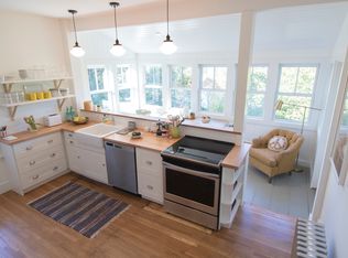 52 Maple St #2, Watertown, MA 02472