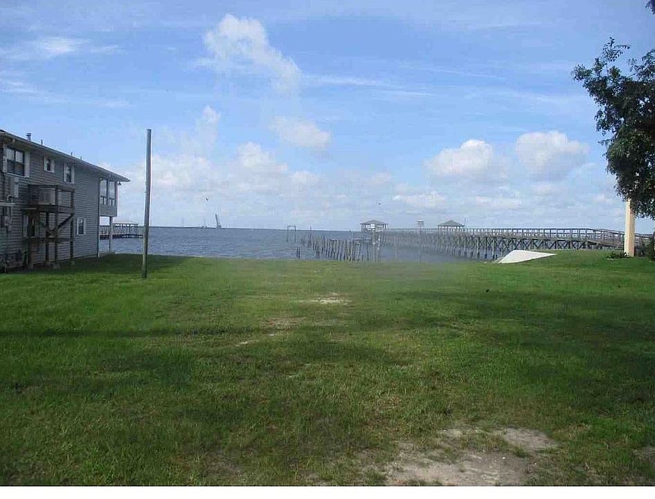 1st image of 225 Debbie Dr