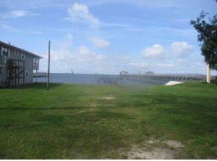 225 Debbie Dr, Slidell, LA 70458