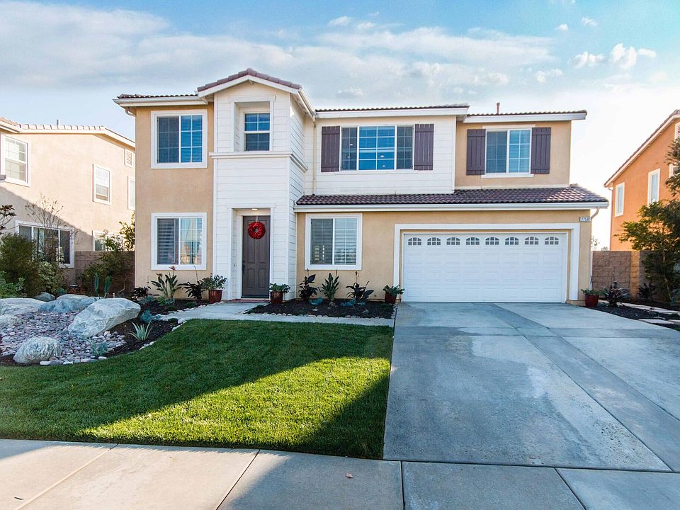 1st image of 27581 Blue Topaz Dr