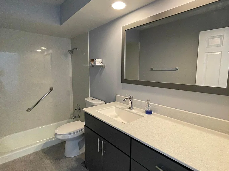 Full bath