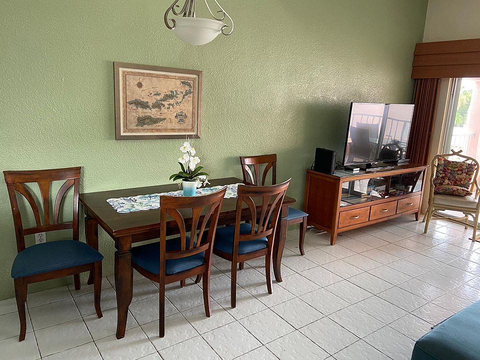 1st Floor Open space Living Room and Kitchen with full bathroom & patios