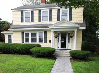 52 Highland St, Reading, MA 01867