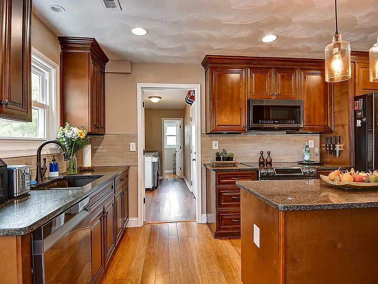 4744 Longmont Rd — Photo 11