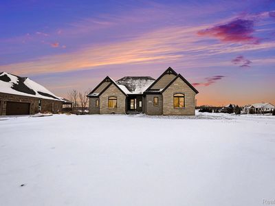 67376 Greystone Ct, Washington, MI, 48095