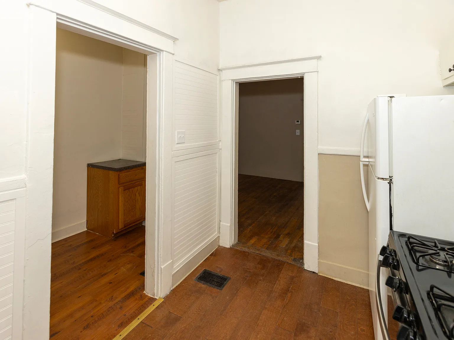 2 bed, 1100 sqft, $850 — Photo 3