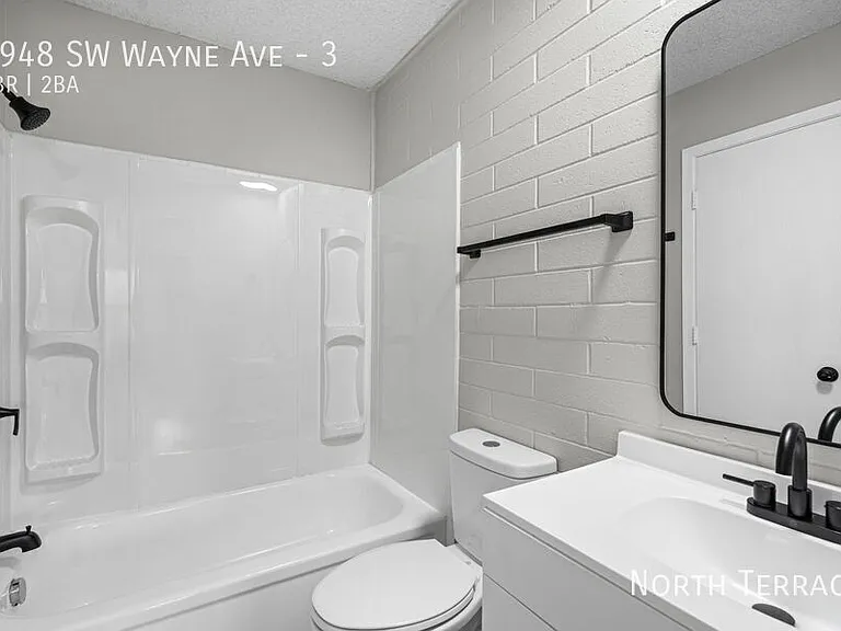 Hillstone Apartments — Photo 15