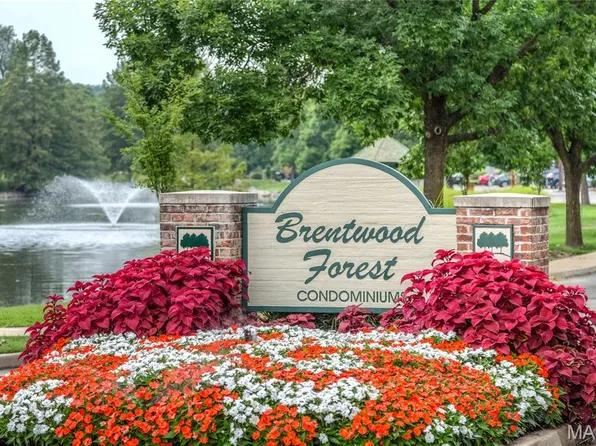 9035 W Swan Cir, Saint Louis, MO 63144