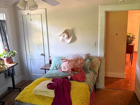 5th image of 2564 Richmond Hill Road