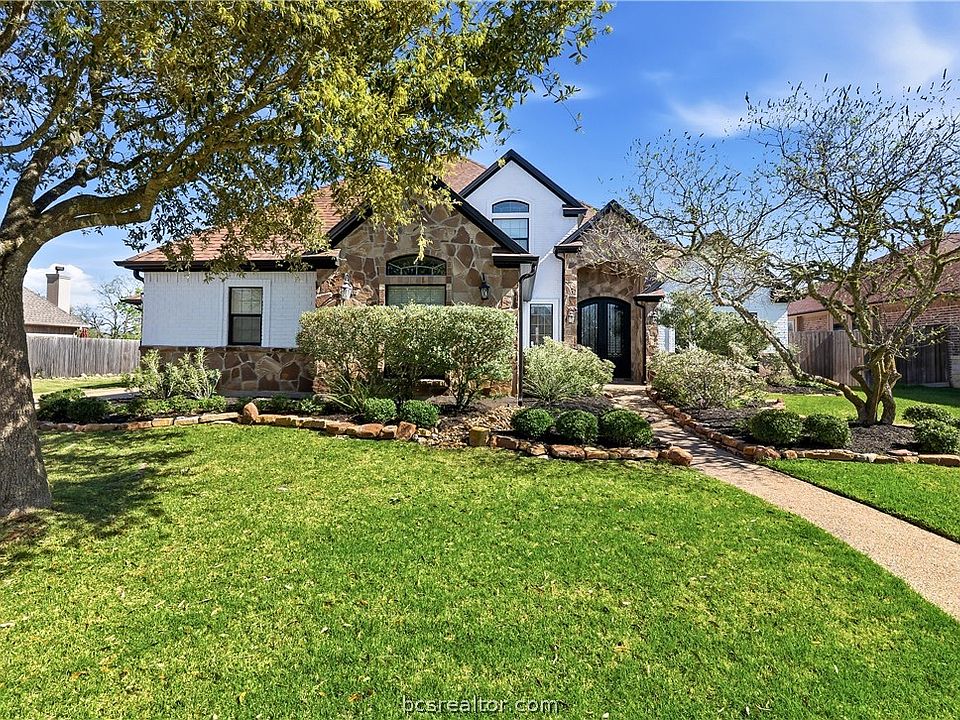 1st image of 4409 Amberley Pl
