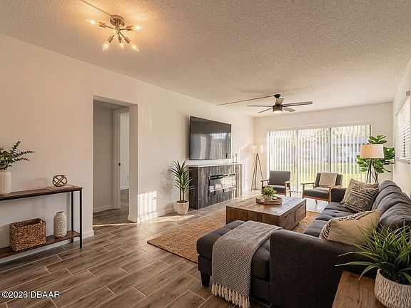 2nd image of 1504 Virginia Ave APT 117