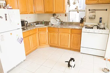 Rented by SCOUTBK.COM