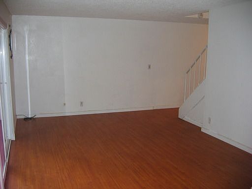 2nd image of 172 Eastmoor Ave