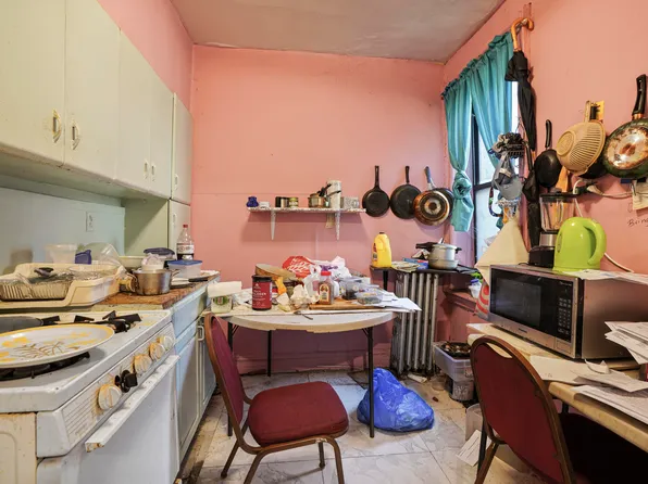 639 Hegeman Avenue image 29 of 43